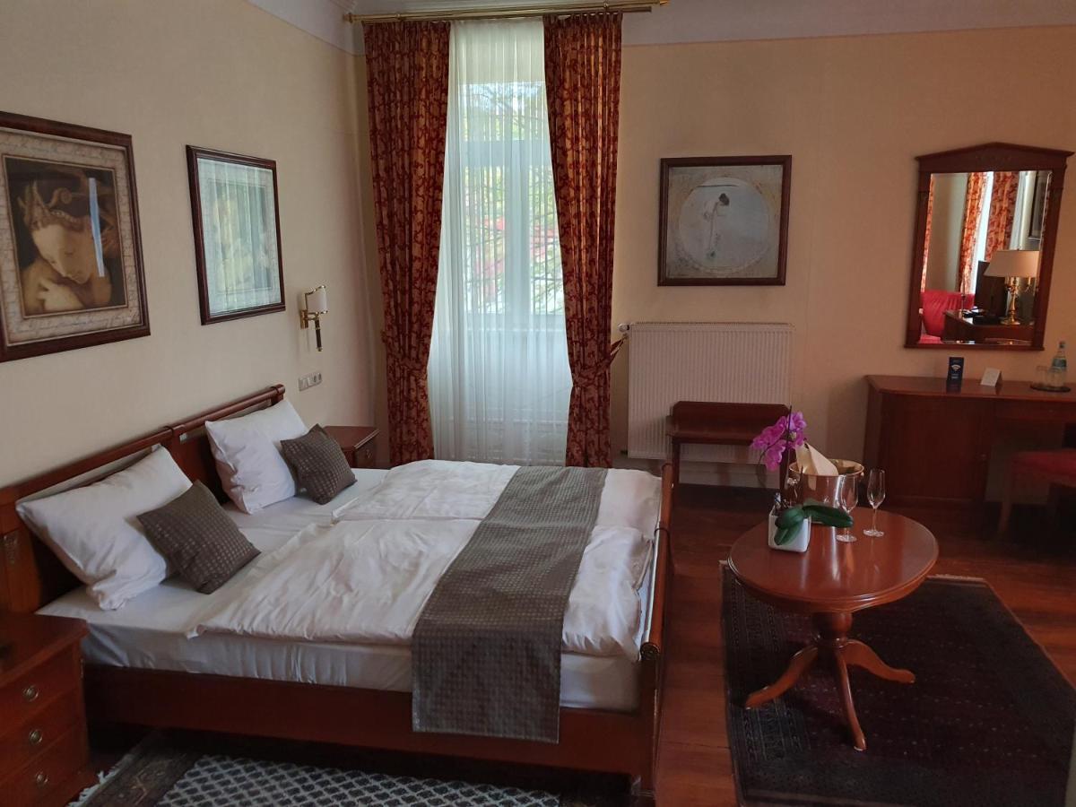 Hotel Villa Keller Saarburg Buitenkant foto